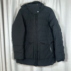 MARMOT PUFFER COAT SIZE(XL)